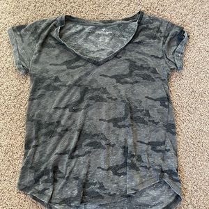 American Eagle T- Shirt